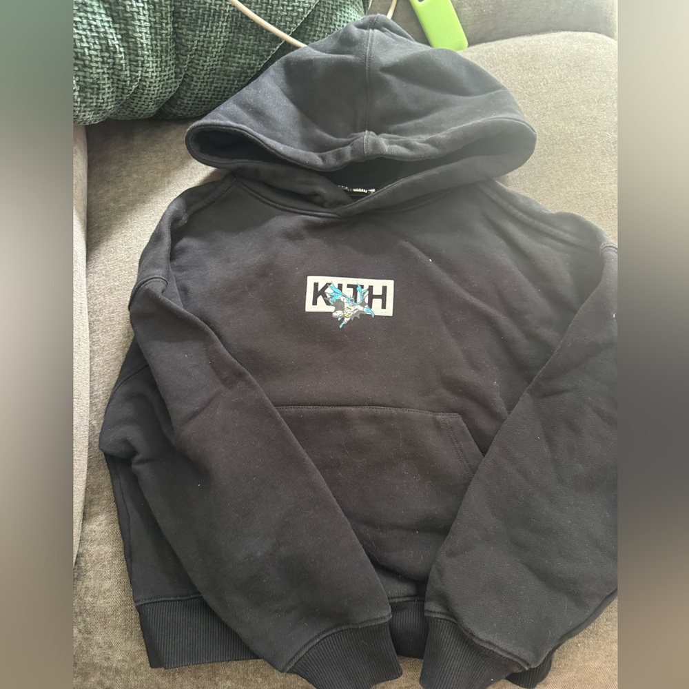 Boys kith Batman hoodie size 6/7